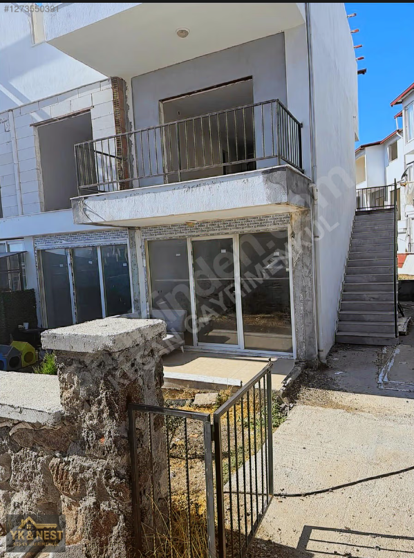 Çandarlıda Denize Yakın, Bahçeli 1+1 Ferah Daire!